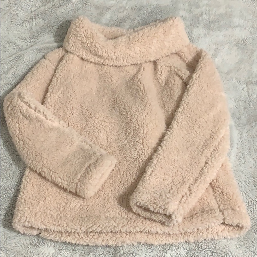 Women’s Pullover sweater